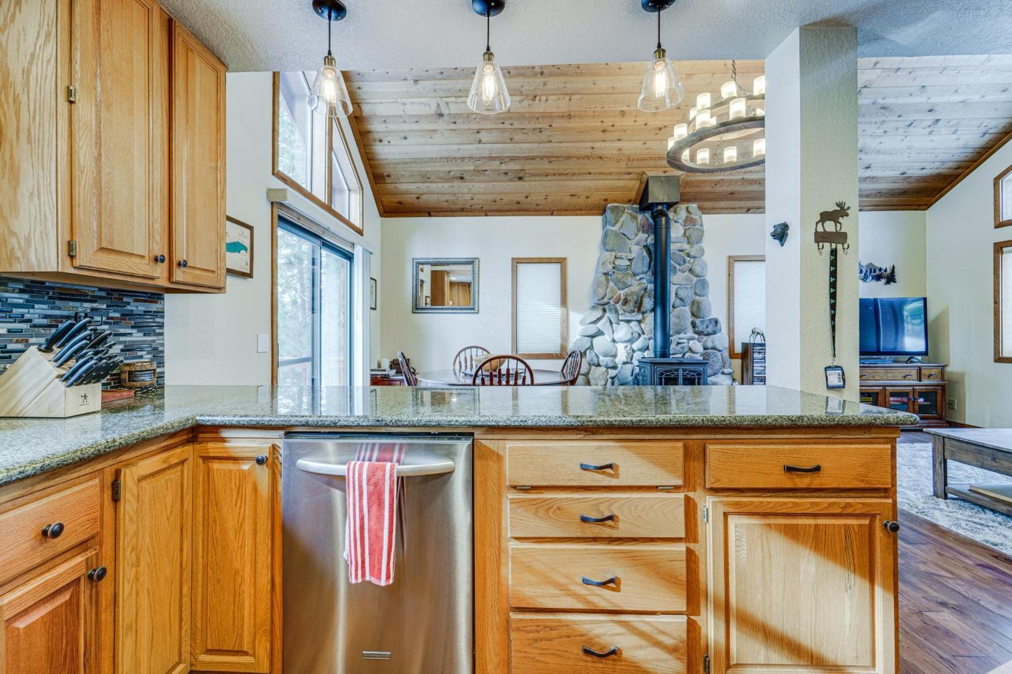 Family-Friendly Truckee Cabin In Tahoe Donner! Exterior foto